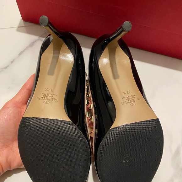 Valentino Garavani Rockstud Patent Leather Black Heels 37.5 - Picture 4 of 8